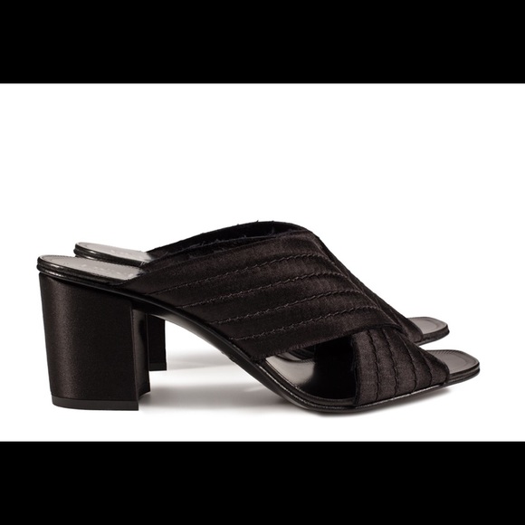Pedro Garcia Xail Block Heel Black Satin (39/US 9) - Picture 3 of 6
